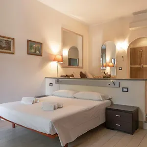 Tiberina - Trastevere , Rome Italie